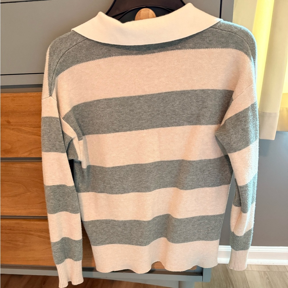 Freshman 1996 Sweater - Gray and Cream - Picture 4 of 4